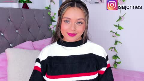 Snapshot of ebony_curly2 chatting on December 2024 09:53:02 PM isa online show from December 2024 09:53:02 PM