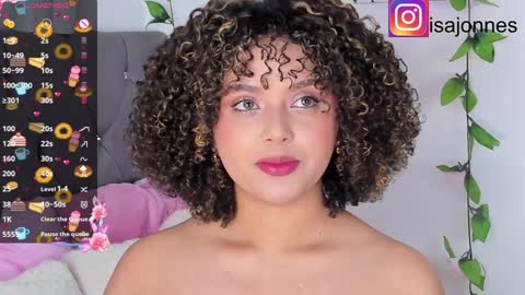 Snapshot of ebony_curly2 chatting on February 2025 11:02:01 PM isa online show from February 2025 11:02:01 PM