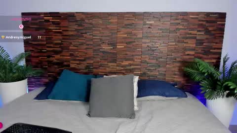 Snapshot of ebony_curly2 chatting on December 2025 08:27:01 PM isa online show from December 2025 08:27:01 PM