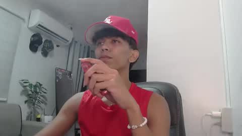 Snapshot of ebony_fuckboy chatting on April 2026 05:22:02 PM ebony_fuckboy online show from April 2026 05:22:02 PM