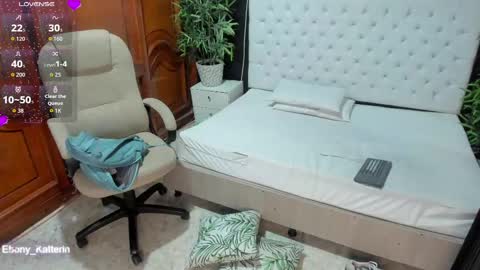 ebony_katterin online show from October 2025 11:07:01 AM