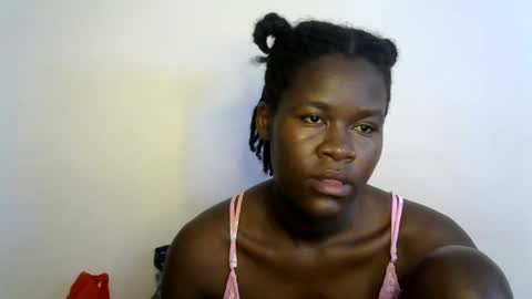 Snapshot of ebony_lynne chatting on June 2026 09:30:01 AM ebony_lynne online show from June 2026 09:30:01 AM