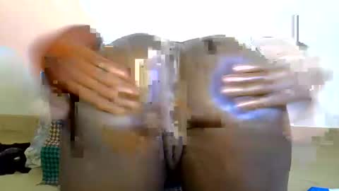 ebony_lynne online show from June 2026 10:56:02 PM
