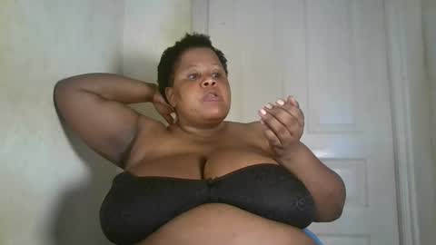 ebony_magixs online show from October 2025 07:37:02 AM