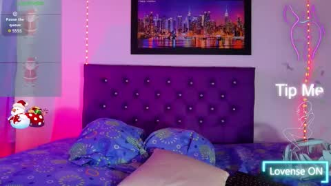 LINA  online show from December 2025 07:18:01 PM