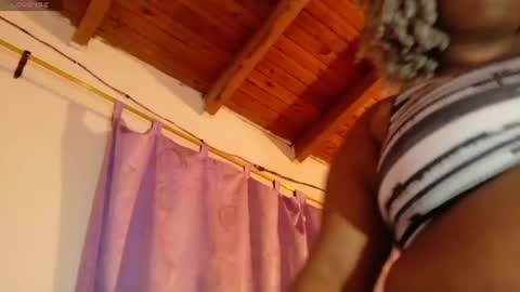 Snapshot of ebony_neighbormoans chatting on June 2026 02:56:01 AM LINA online show from June 2026 02:56:01 AM