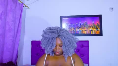 Snapshot of ebony_neighbormoans chatting on July 2026 03:02:01 AM LINA online show from July 2026 03:02:01 AM