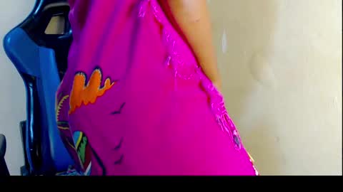 Snapshot of ebony_petite01 chatting on February 2025 12:41:02 PM EBONY PETITE online show from February 2025 12:41:02 PM