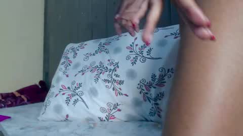 Snapshot of ebony_petite01 chatting on March 2025 07:32:02 AM EBONY PETITE online show from March 2025 07:32:02 AM