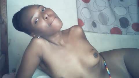 ebony_phoenix12 online show from October 2025 02:01:01 AM