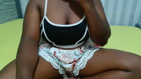 Snapshot of ebony_sabrina chatting on May 2026 06:44:02 AM Sabrina online show from May 2026 06:44:02 AM