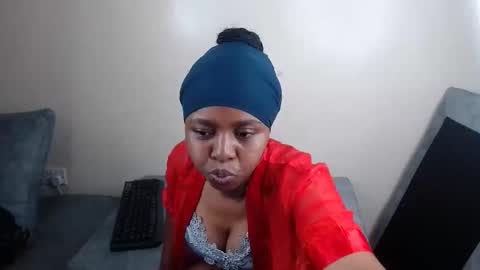 Snapshot of ebony_sluttt chatting on October 2025 06:54:01 AM ebony_sluttt online show from October 2025 06:54:01 AM