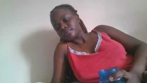 Snapshot of ebony_tasha chatting on May 2026 05:36:02 AM tasha online show from May 2026 05:36:02 AM