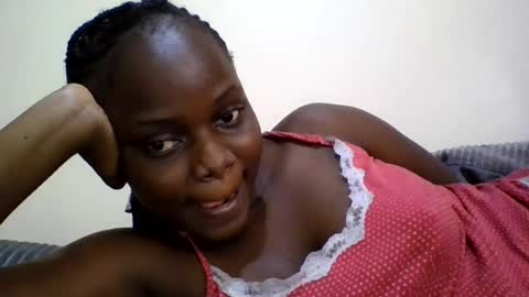 Snapshot of ebony_tasha chatting on June 2026 06:11:01 AM tasha online show from June 2026 06:11:01 AM