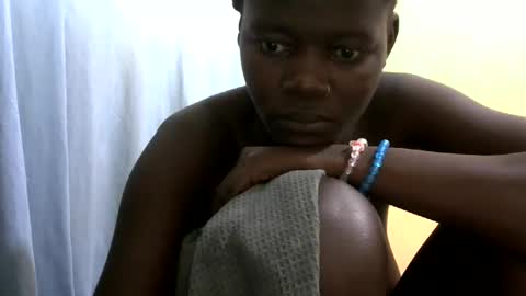 ebonybloom01 online show from October 2025 11:33:02 AM