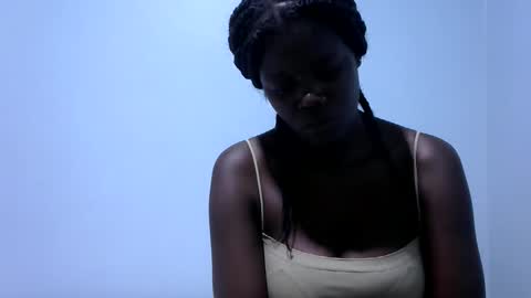 ebonybloom01 online show from November 2025 04:35:01 PM