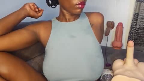 Ebony Melanie online show from January 2026 11:51:02 PM