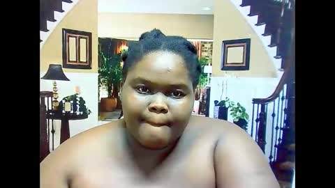 ebonyhotbuns4u2luv online show from March 2025 01:14:01 PM
