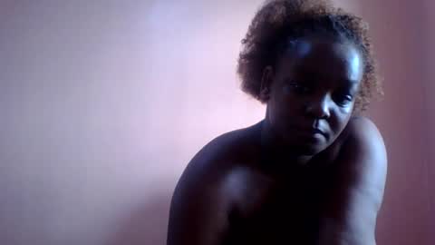 ebonymayahh online show from June 2026 12:22:01 PM