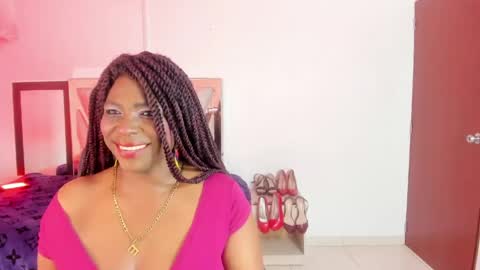 Snapshot of ebonynaughty chatting on April 2026 03:24:01 AM Carmen online show from April 2026 03:24:01 AM