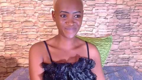 Cindy online show from October 2025 06:16:02 PM