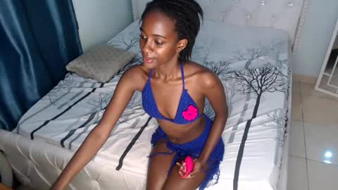 Snapshot of ebonypetitequeen chatting on July 2026 11:11:01 PM Maya online show from July 2026 11:11:01 PM