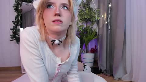 Asuna  Lana  online show from January 2026 06:48:02 AM