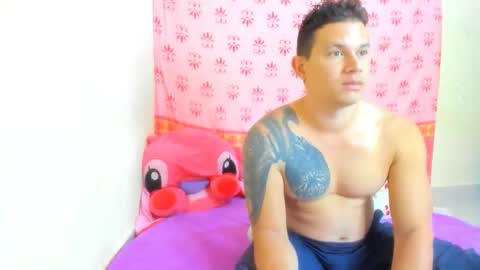    online show from October 2025 02:28:02 PM