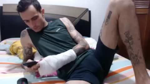 Snapshot of ed_big_cock chatting on March 2026 06:47:02 PM Edd Gallego online show from March 2026 06:47:02 PM