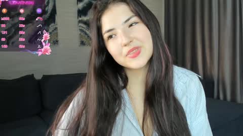 Viola online show from December 2024 12:12:01 PM