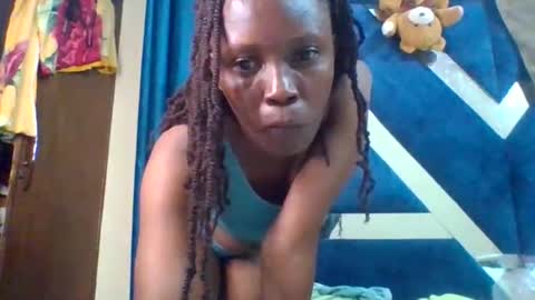 Snapshot of edakiss chatting on June 2026 04:01:01 PM edakiss online show from June 2026 04:01:01 PM