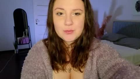      online show from September 2025 07:08:02 PM