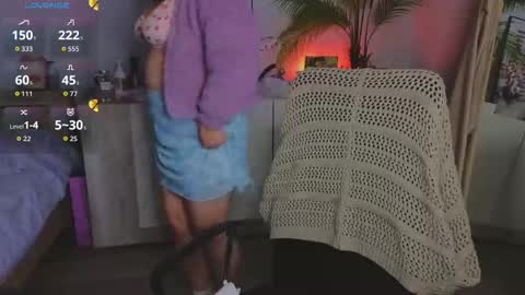      online show from September 2025 06:02:02 PM