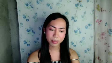 eddfox001 online show from April 2026 02:29:01 PM