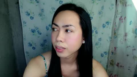 eddfox001 online show from June 2026 05:41:02 AM
