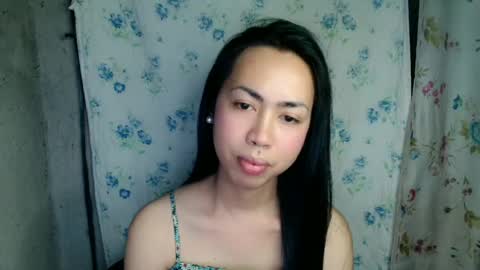 eddfox001 online show from July 2026 07:48:01 AM