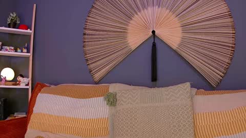 Eddie online show from December 2025 03:57:01 AM