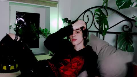 Eddie online show from March 2026 06:04:02 PM