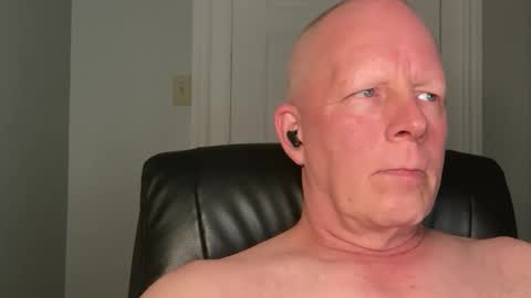 Eddy online show from October 2025 02:01:01 AM