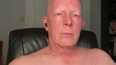 Eddy online show from December 2025 03:33:01 AM