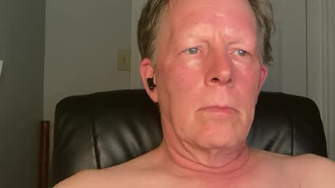 Snapshot of eddygl1968 chatting on June 2026 02:25:01 AM Eddy online show from June 2026 02:25:01 AM