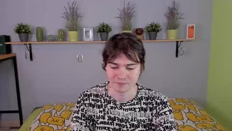 Snapshot of edgar_ray chatting on May 2026 02:18:02 AM Edgar online show from May 2026 02:18:02 AM
