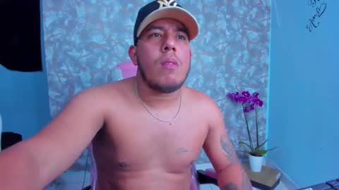 Snapshot of edgarpinto302 chatting on February 2026 05:16:02 AM edgarsexxx online show from February 2026 05:16:02 AM
