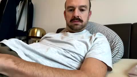 edge_guy online show from January 2025 12:37:01 PM