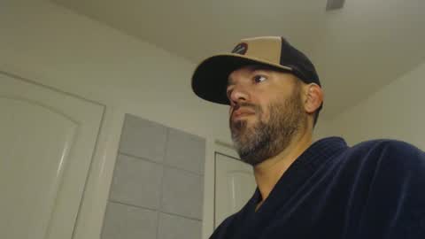 Snapshot of edge_masters chatting on December 2024 09:56:01 AM EdgeM online show from December 2024 09:56:01 AM