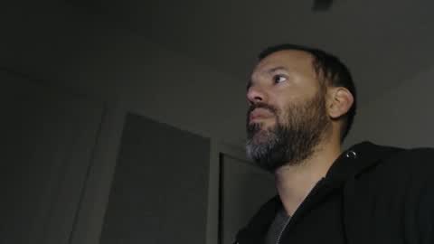 Snapshot of edge_masters chatting on January 2025 01:10:01 AM EdgeM online show from January 2025 01:10:01 AM