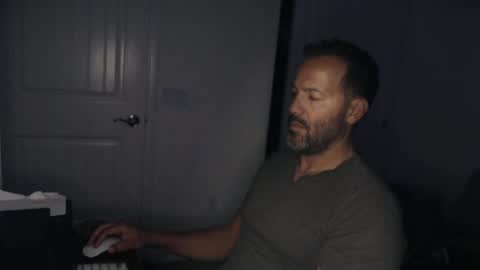 Snapshot of edge_masters chatting on June 2026 03:12:02 AM EdgeM online show from June 2026 03:12:02 AM