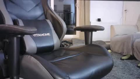 edged biker online show from December 2024 06:28:02 PM