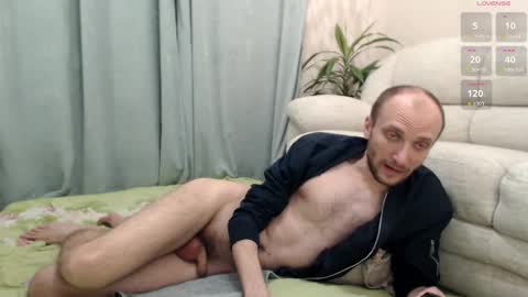 Snapshot of edifox chatting on February 2026 11:25:02 PM Alexander online show from February 2026 11:25:02 PM