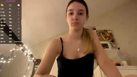 Dana online show from September 2025 07:30:02 PM